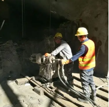 乌鲁木齐水下抗分散灌浆料特点 水下不分散注浆料介绍